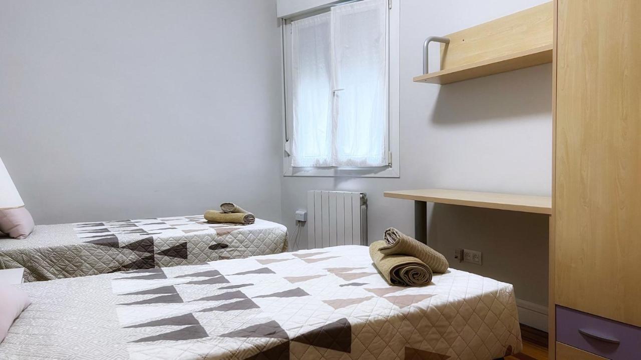 Centrica Y Amplia Vivienda Turistica Con Wifi Apartment Bilbao Exterior photo